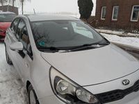 Gebraucht Kia Rio Edition 7 109 PS (80 kW) 2011 Grau Kleinwagen
