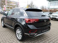 Gebraucht VW T-Roc Style 150 PS (110 kW) 2025 Schwarz SUV