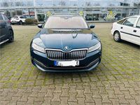 Gebraucht Skoda Superb Style 218 PS (160 kW) 2020 Blau Limousine