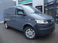 Gebraucht VW Transporter 150 PS (110 kW) 2022 Grau Van