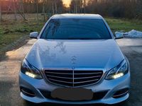 Gebraucht Mercedes E200 Elegance 184 PS (135 kW) 2015 Silber Limousine