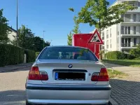 Gebraucht BMW 318 143 PS (105 kW) 2002 Silber Limousine