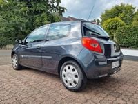 Gebraucht Renault Clio II Authentique 65 PS (47 kW) 2006 Schwarz Limousine