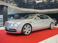 Gebraucht Bentley Flying Spur Mulliner 507 PS (372 kW) 2015 Moonbeam metallic (metallic) Limousine