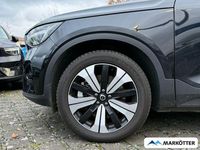 Gebraucht Volvo XC40 Plus 169 kW (231 PS) 2022 Stone) metallic (schwarz SUV
