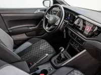 Gebraucht VW Polo R-line 95 PS (69 kW) 2022 Weiß Kleinwagen