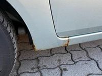 Second-hand Ford Fiesta 70 CP (51 kW) 2004 Argintiu Hatchback