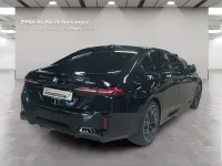 Gebraucht BMW 520 M Sport 190 PS (139 kW) 2025 Schwarz Limousine