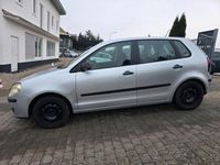 Gebraucht VW Polo Trendline 64 PS (47 kW) 2005 Silber Kleinwagen