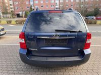 Gebraucht Kia Carnival EX 185 PS (136 kW) 2007 Blau Van / Kleinbus