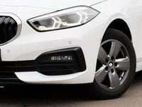 Gebraucht BMW 118 Advantage 136 PS (100 kW) 2023 Alpinweiss iii Kleinwagen
