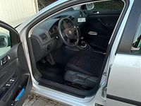 Gebraucht VW Golf V 101 PS (74 kW) 2005 Silber Kleinwagen