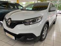 Gebraucht Renault Kadjar Life 131 PS (96 kW) 2015 Weiß SUV