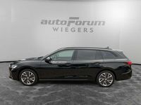 Gebraucht Skoda Superb Selection 150 PS (110 kW) 2024 Ebony schwarz metallic Kombi