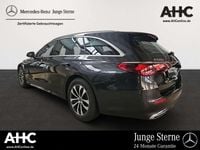 Gebraucht Mercedes E220 197 PS (144 kW) 2024 Metalliclack graphitgrau Kombi