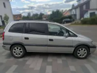 Gebraucht Opel Zafira Edition 125 PS (91 kW) 2001 Silber Van / Kleinbus
