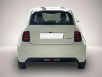 Neu Fiat 500 Icon 65 PS (47 kW) 2026 Manufacturer Limousine