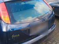 Usata Ford Focus 100 CV (73 kW) 2004 Blu Berlina