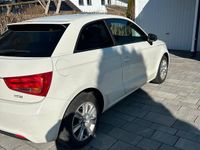 Gebraucht Audi A1 86 PS (63 kW) 2012 Weiß Kleinwagen