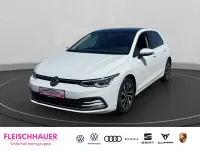 Gebraucht VW Golf VIII Style 150 PS (110 kW) 2022 Silber Kombi