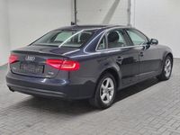 Gebraucht Audi A4 Ambiente 120 PS (88 kW) 2014 Blau Limousine