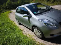 Gebraucht Toyota Yaris Executive 87 PS (63 kW) 2007 Silber Kleinwagen