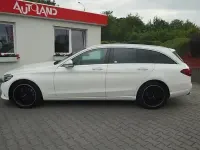 Gebraucht Mercedes C300 Avantgarde 258 PS (189 kW) 2018 Polarweiss Kombi