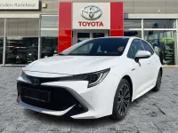 Gebraucht Toyota Corolla Team 122 PS (89 kW) 2021 Schneeweiß Limousine