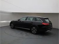 Gebraucht Mercedes C220 197 PS (144 kW) 2024 Unilack schwarz Limousine