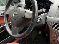 Gebraucht Opel Astra 136 PS (100 kW) 2006 Schwarz Kombi