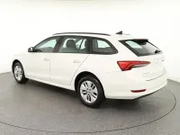 Gebraucht Skoda Octavia Ambition 150 PS (110 kW) 2023 Weiß Kombi