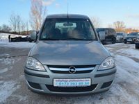 Gebraucht Opel Combo 90 PS (66 kW) 2010 Grau Limousine