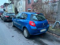 Gebraucht Renault Clio II 75 PS (55 kW) 2007 Blau Kleinwagen