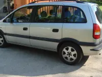 Gebraucht Opel Zafira 125 PS (91 kW) 2001 Silber Van / Kleinbus