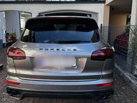 Second-hand Porsche Cayenne 262 CP (192 kW) 2015 Gri SUV