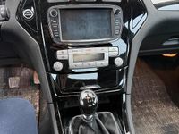 Gebraucht Ford Mondeo 140 PS (102 kW) 2010 Blau Limousine