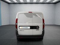 Gebraucht Fiat Doblò 90 PS (66 kW) 2022 Weiß Van / Kleinbus