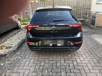 Gebraucht VW Polo Active 110 PS (80 kW) 2023 Schwarz Kleinwagen