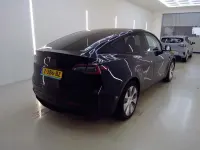 Usata Tesla Model Y Standard Range 250 kW (341 CV) 2024 Nero SUV