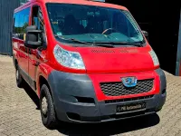 Gebraucht Peugeot Boxer 120 PS (88 kW) 2009 Rot Van