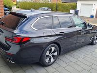 Gebraucht BMW 520 190 PS (139 kW) 2022 Schwarz Kombi