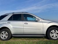 Gebraucht Mercedes ML320 224 PS (164 kW) 2007 Silber SUV