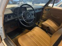 Usata Mercedes 200/8 95 CV (69 kW) 1972 Bianco Berlina