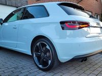 Gebraucht Audi A3 125 PS (91 kW) 2014 Weiß Limousine