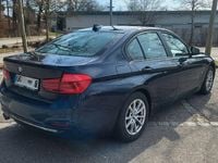 Gebraucht BMW 320 Advantage 190 PS (139 kW) 2017 Blau Limousine