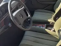 Gebraucht Mercedes 200 165 PS (121 kW) 1986 Grün Limousine