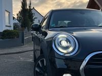 Gebraucht Mini Cooper 136 PS (100 kW) 2018 Schwarz Kleinwagen
