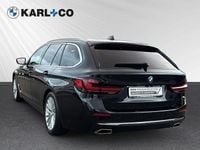 Gebraucht BMW 520 Luxury Line 190 PS (139 kW) 2023 Schwarz Kombi