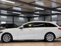 Gebraucht Mercedes C220 197 PS (144 kW) 2023 Weiß Kombi