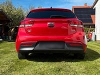Usata Kia Rio 101 CV (74 kW) 2019 Rosso Utilitaria